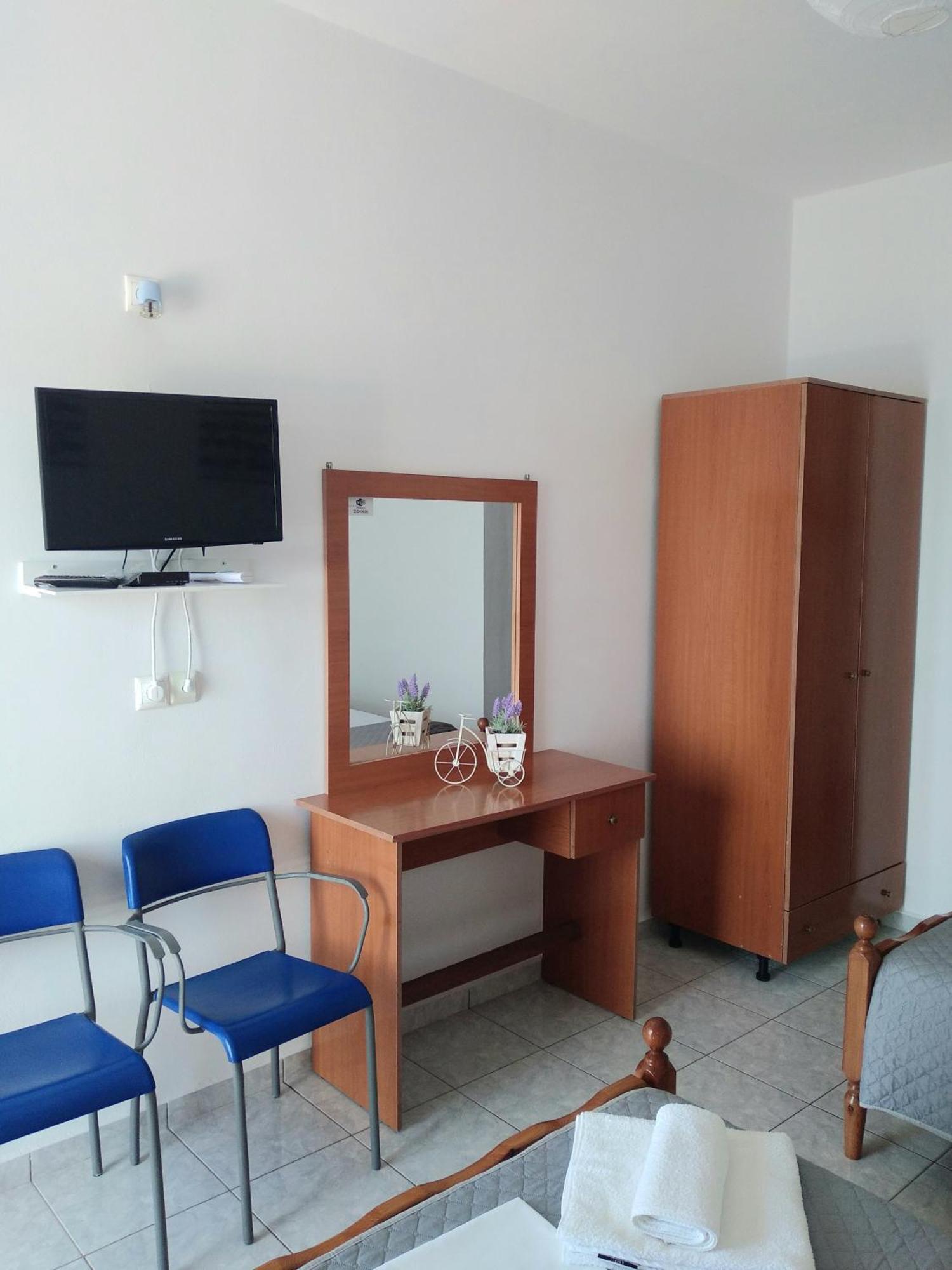 Nadim Rooms Himare Exterior photo